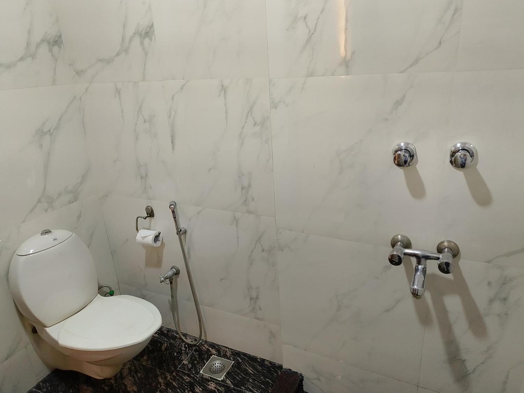 Airport Hotel Нью-Делі Екстер'єр фото