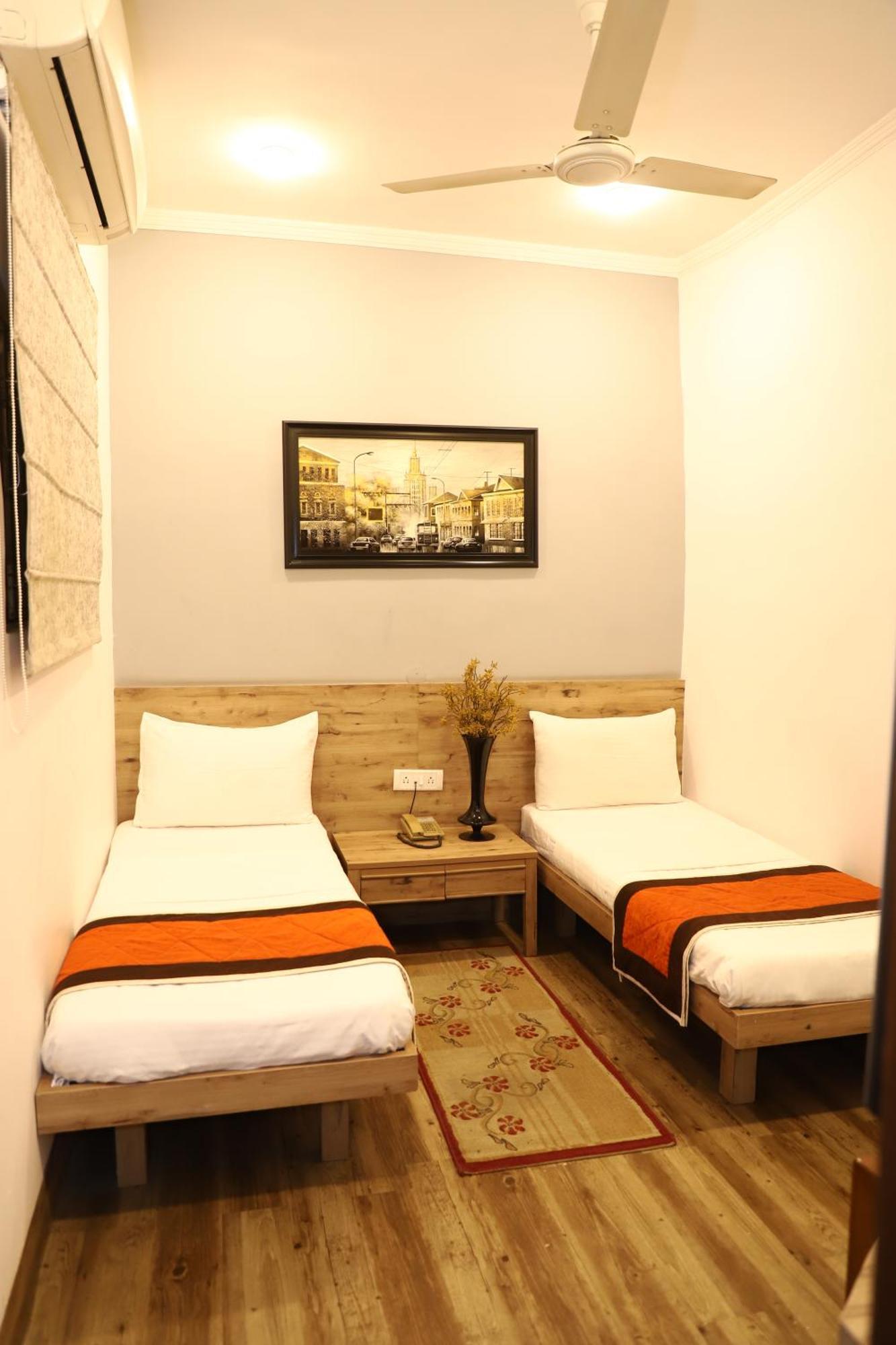 Airport Hotel Нью-Делі Екстер'єр фото