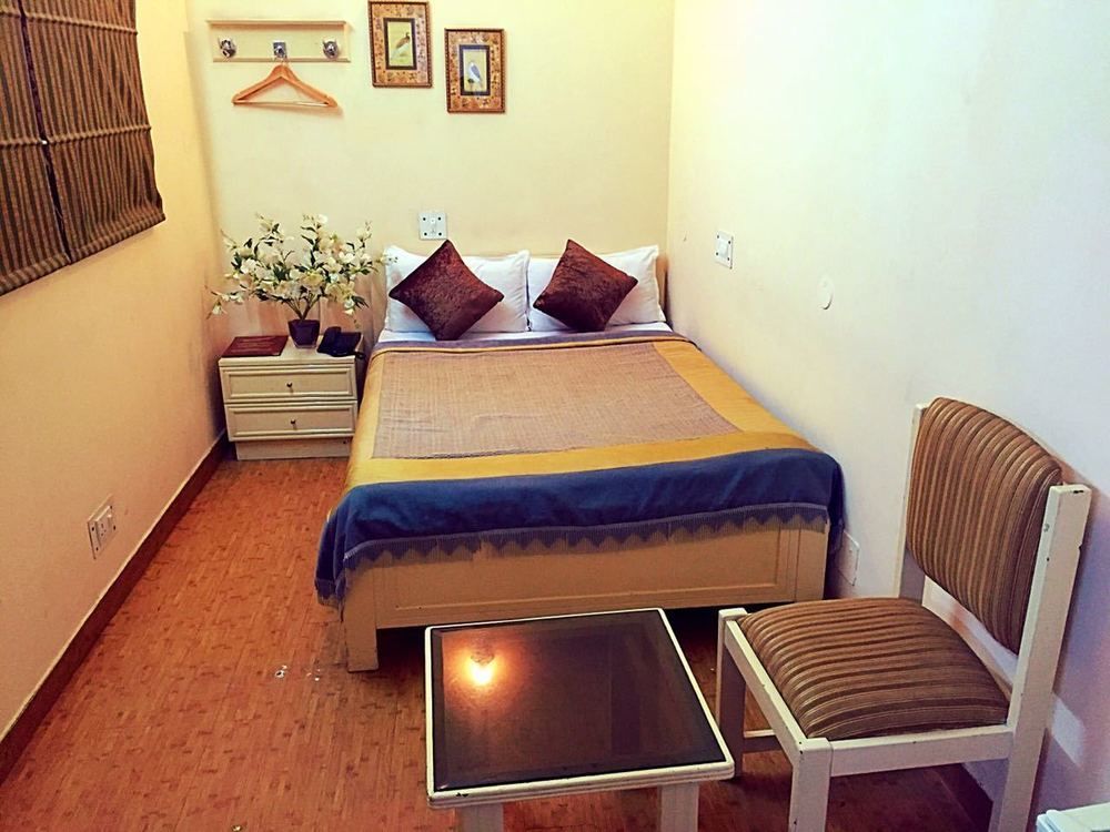 Airport Hotel Нью-Делі Екстер'єр фото