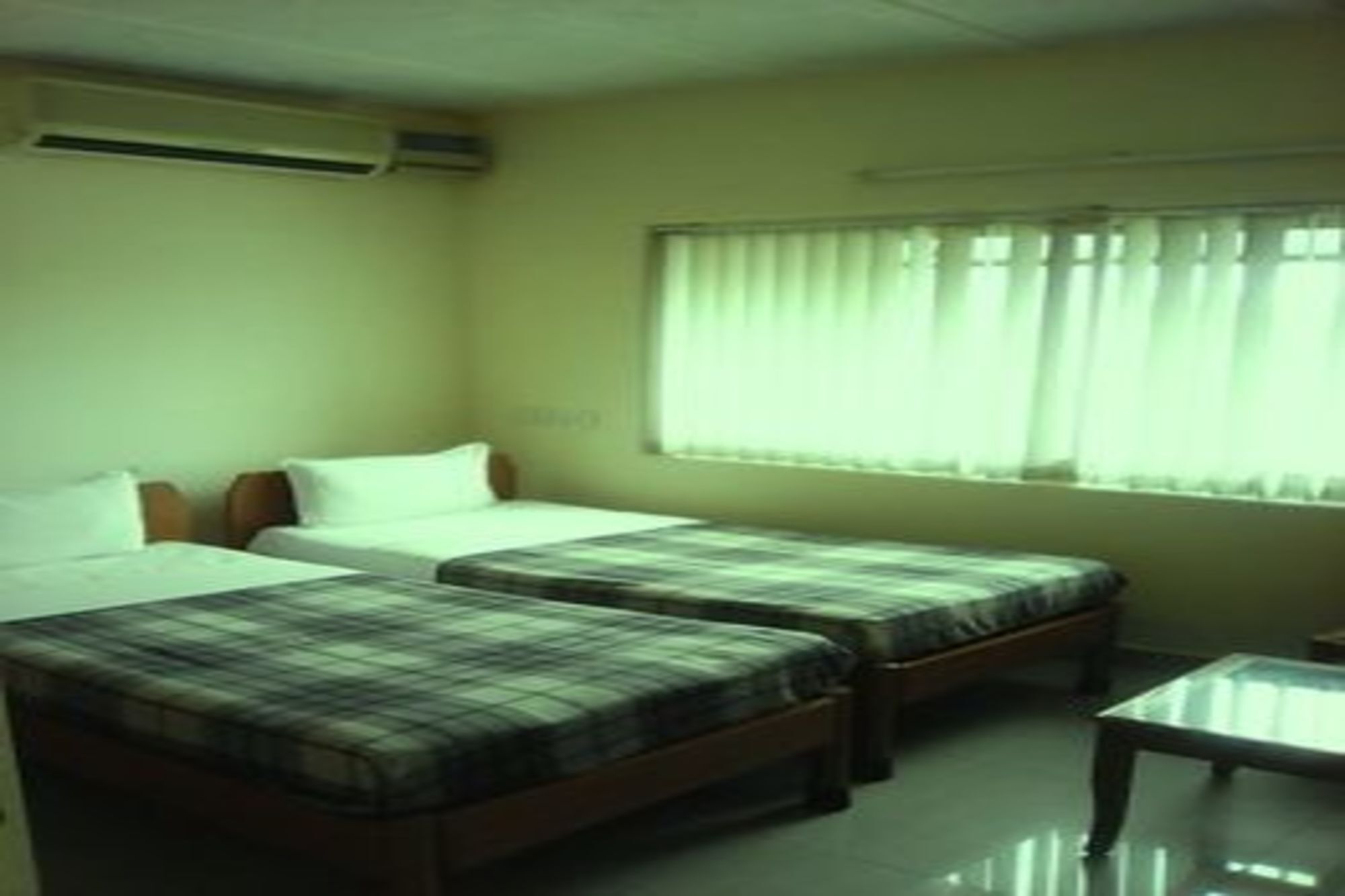 Airport Hotel Нью-Делі Екстер'єр фото